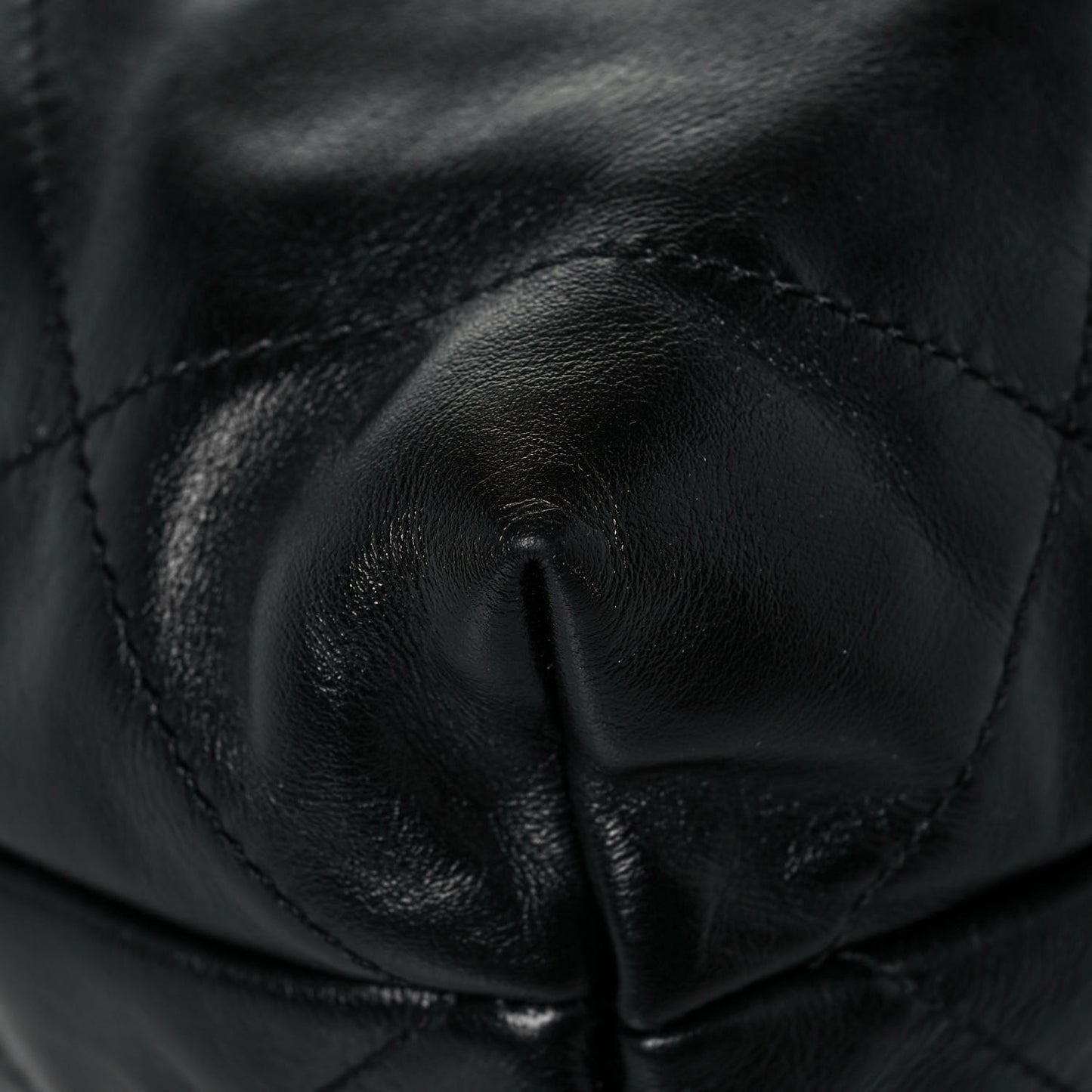 Shiny Calfskin Quilted Small Chanel 22 Black