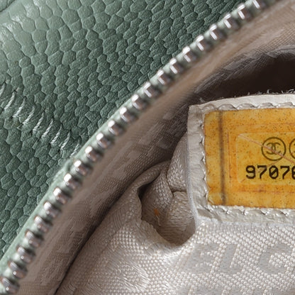 Chanel Caviar Square Stitched Tote Green 7 of 10