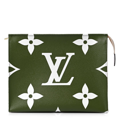 Louis Vuitton Monogram Giant Toiletry Pouch 26 Kaki 2 of 9