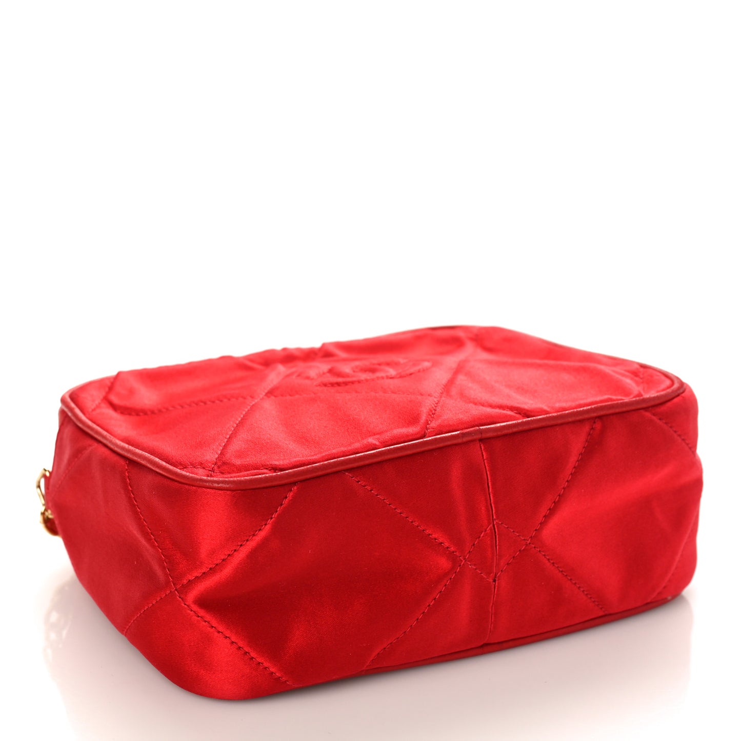 Satin Quilted CC Tassel Camera Case Red