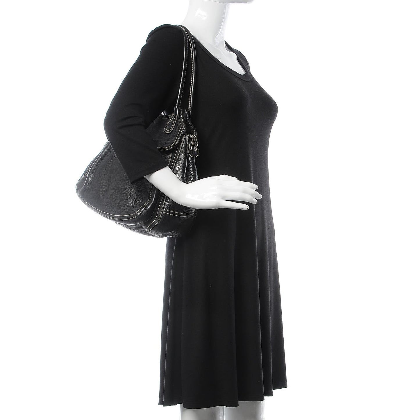 Vitello Daino Hobo Black