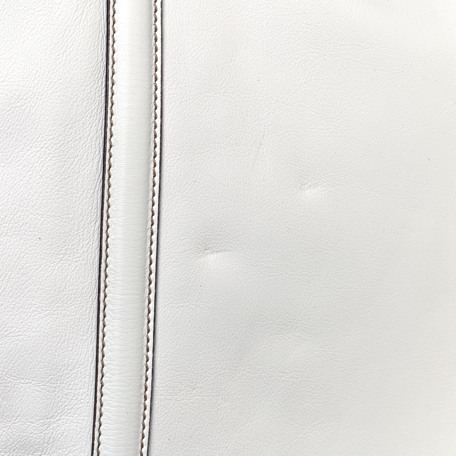 Gucci Calfskin Large Britt Shoulder Bag Off White 36 of 38