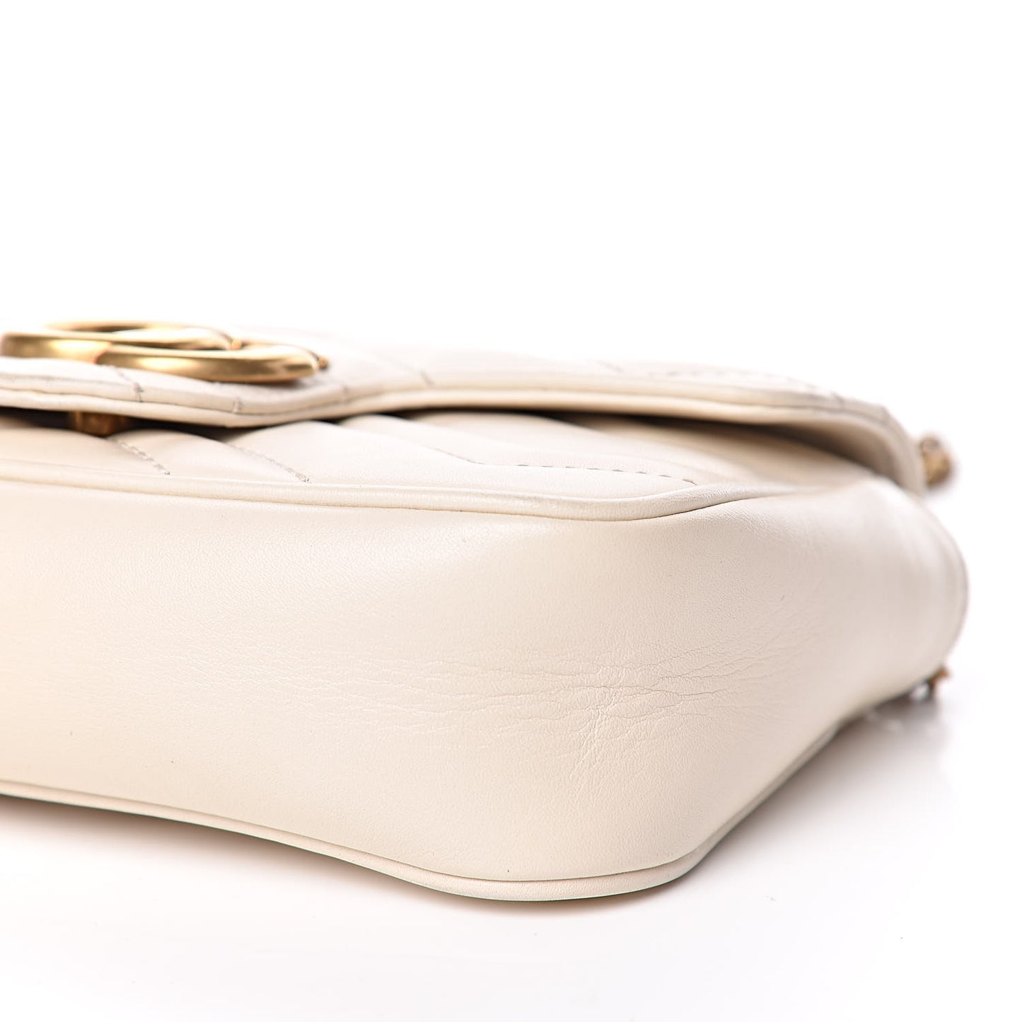 Calfskin Matelasse Super Mini GG Marmont Shoulder Bag White