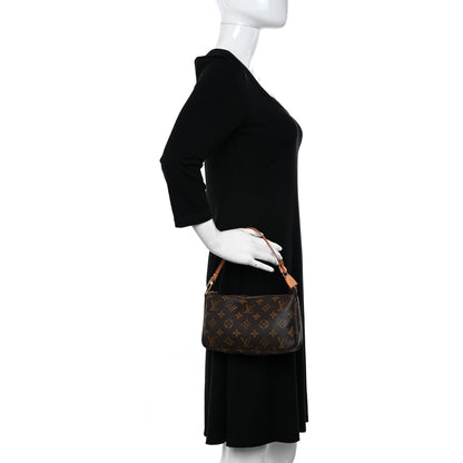 Louis Vuitton Monogram Pochette Accessories 2 of 11