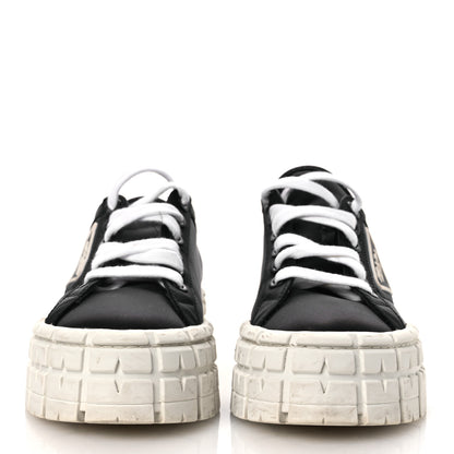 Prada Re-Nylon Gabardine Triangle Logo Double Wheel 50mm Sneakers 41.5 Black 3 of 12