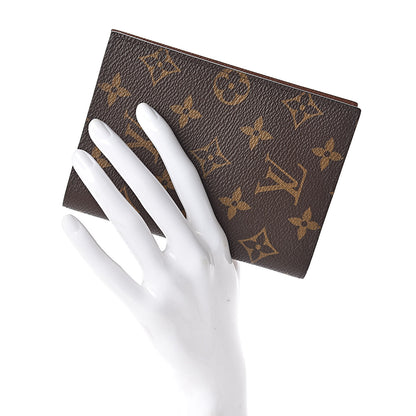 Louis Vuitton Monogram Passport Cover 2 of 8