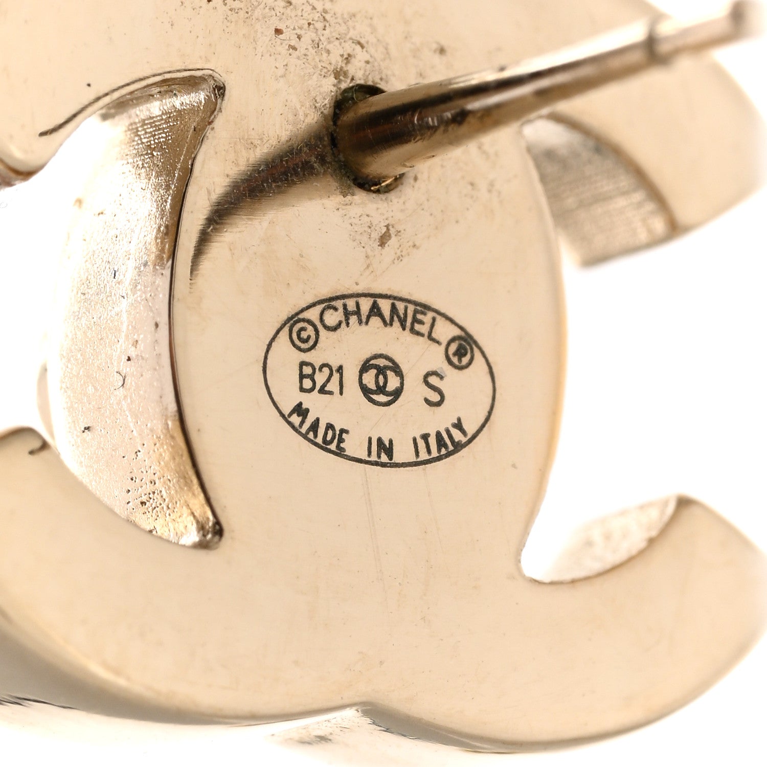 Chanel CC Turnlock Clip On Earrings Gold 4 of 5