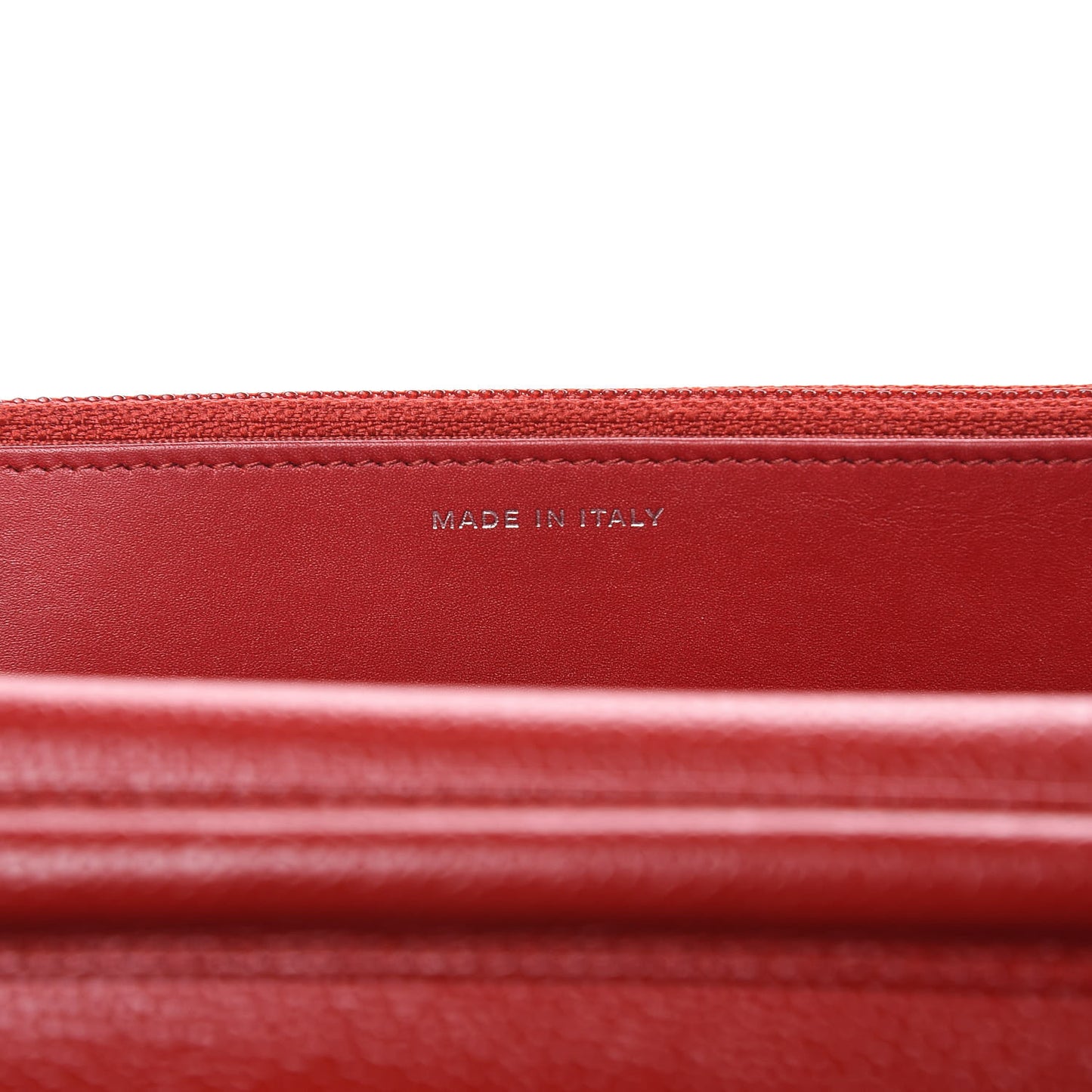 Caviar Quilted Wallet on Chain WOC Red