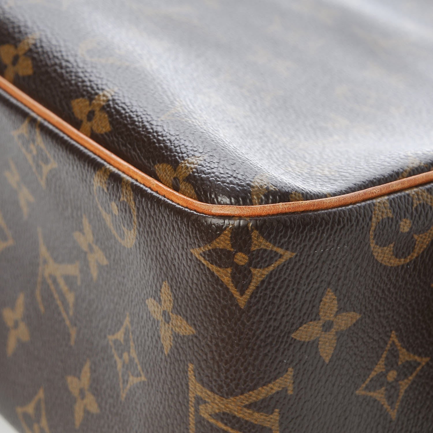 Louis Vuitton Monogram Viva-Cite GM 12 of 12