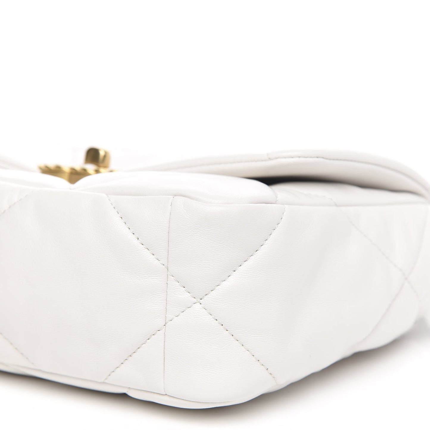 Goatskin Quilted Medium 19 Flap White