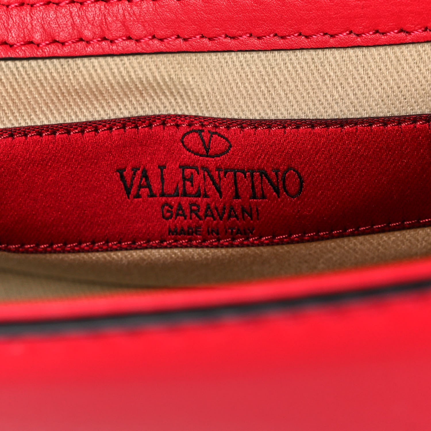 Valentino Garavani Vitello Medium Glam Lock Rockstud Flap Fragola 5 of 8