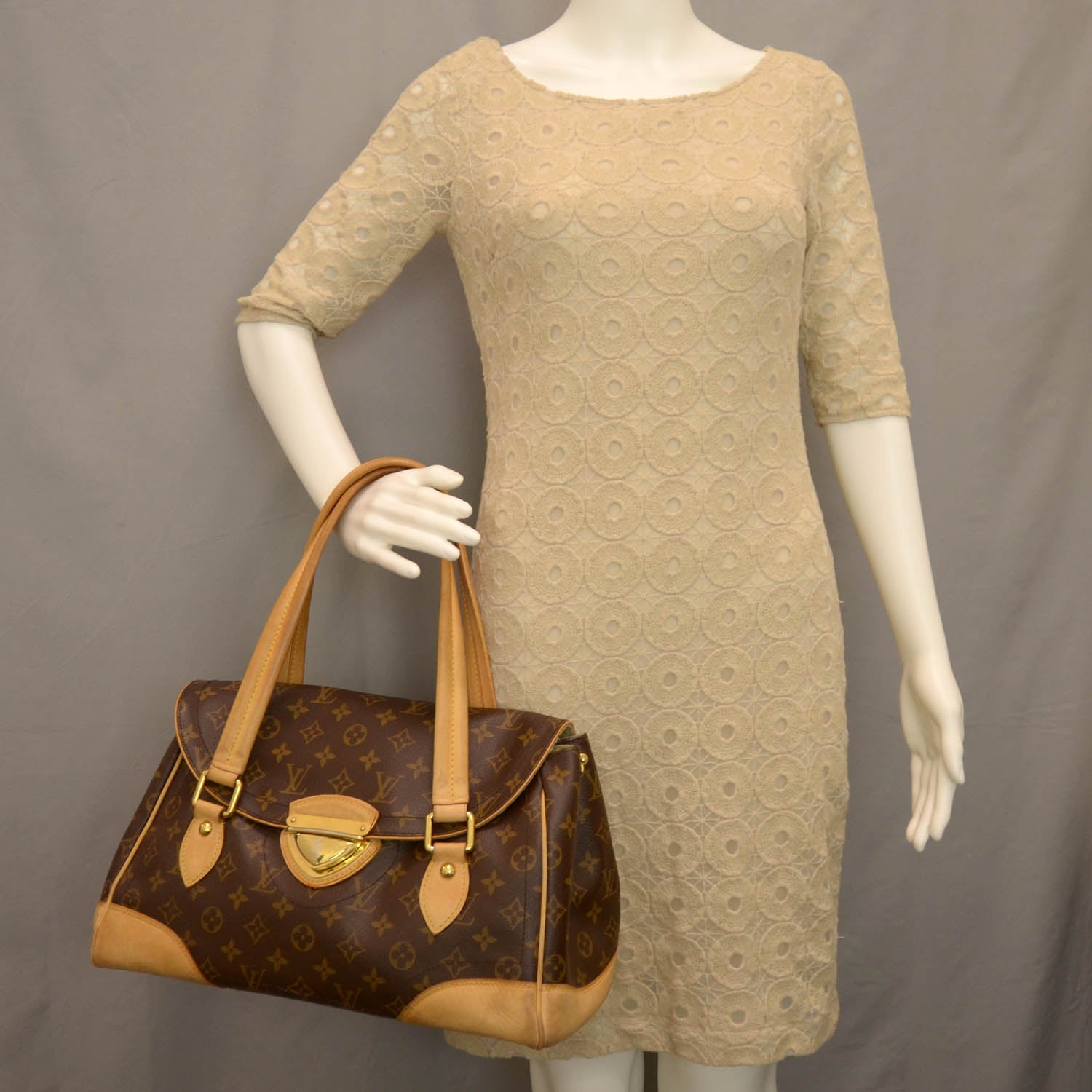 Louis Vuitton Monogram Beverly GM 2 of 12