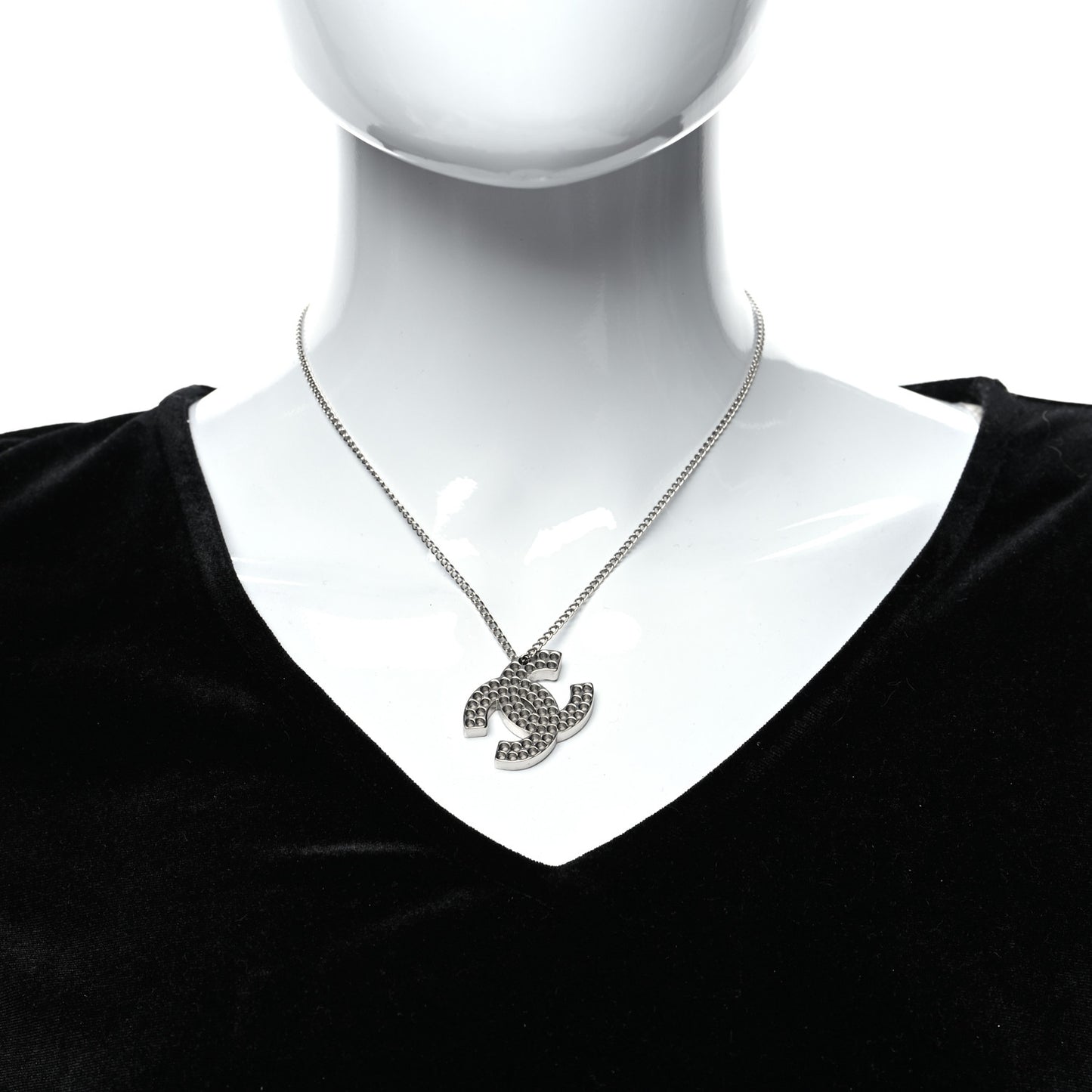 Metal CC Necklace Silver