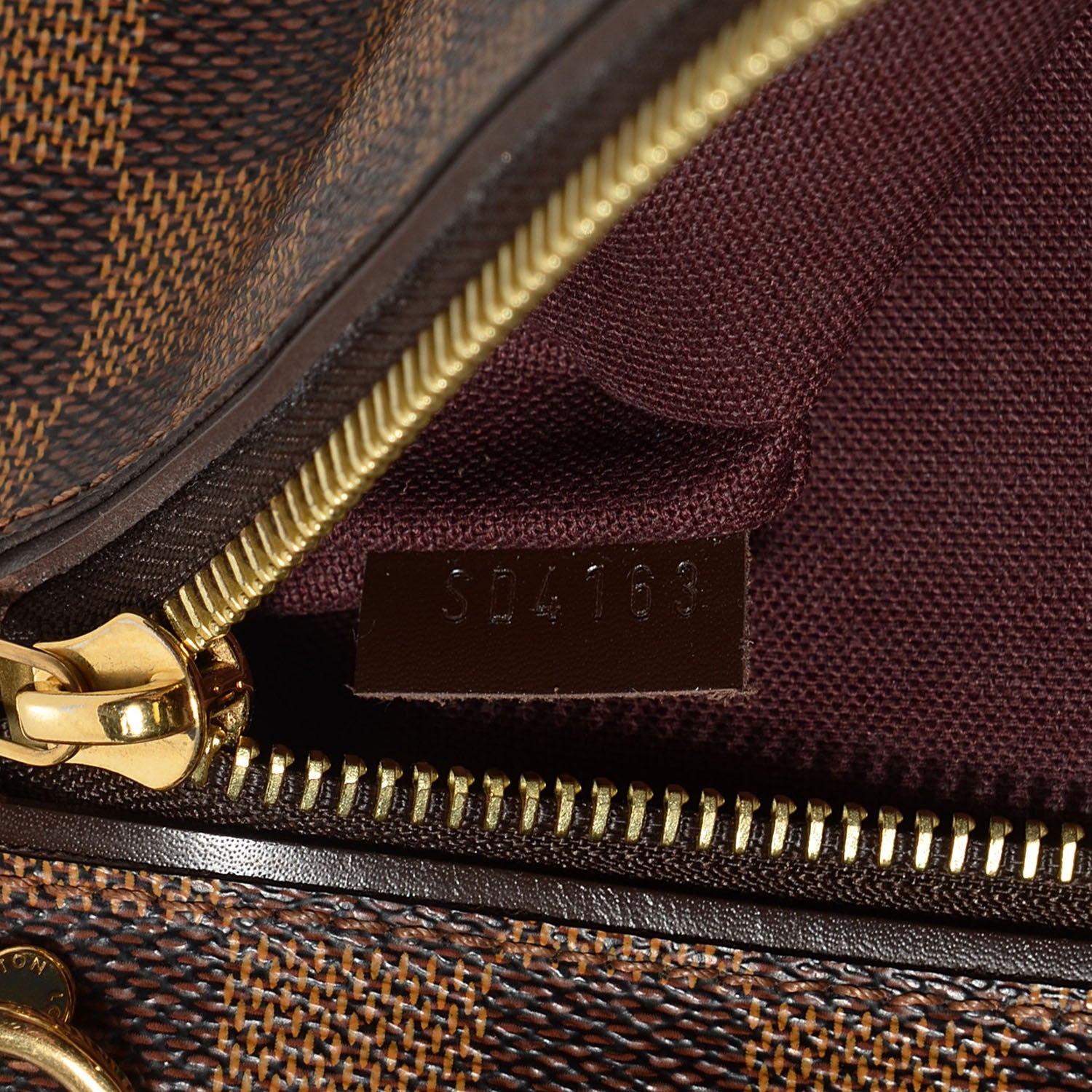 Louis Vuitton Damier Ebene Hoxton PM 8 of 8
