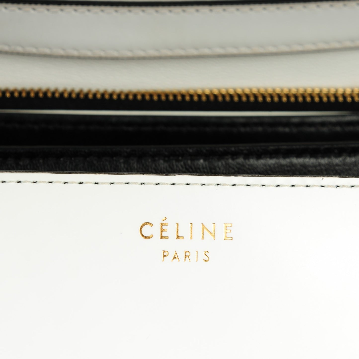Spazzolato Calfskin Medium Classic Box Flap Bag White