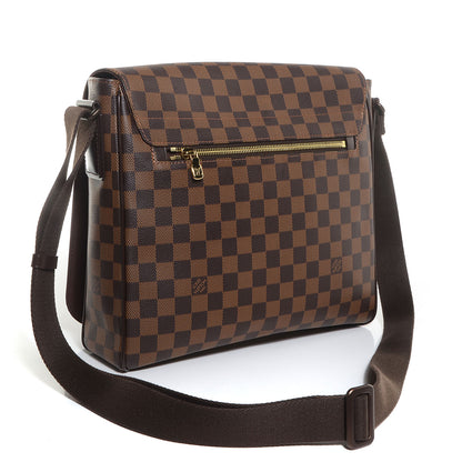 Louis Vuitton Damier Ebene District MM 3 of 8