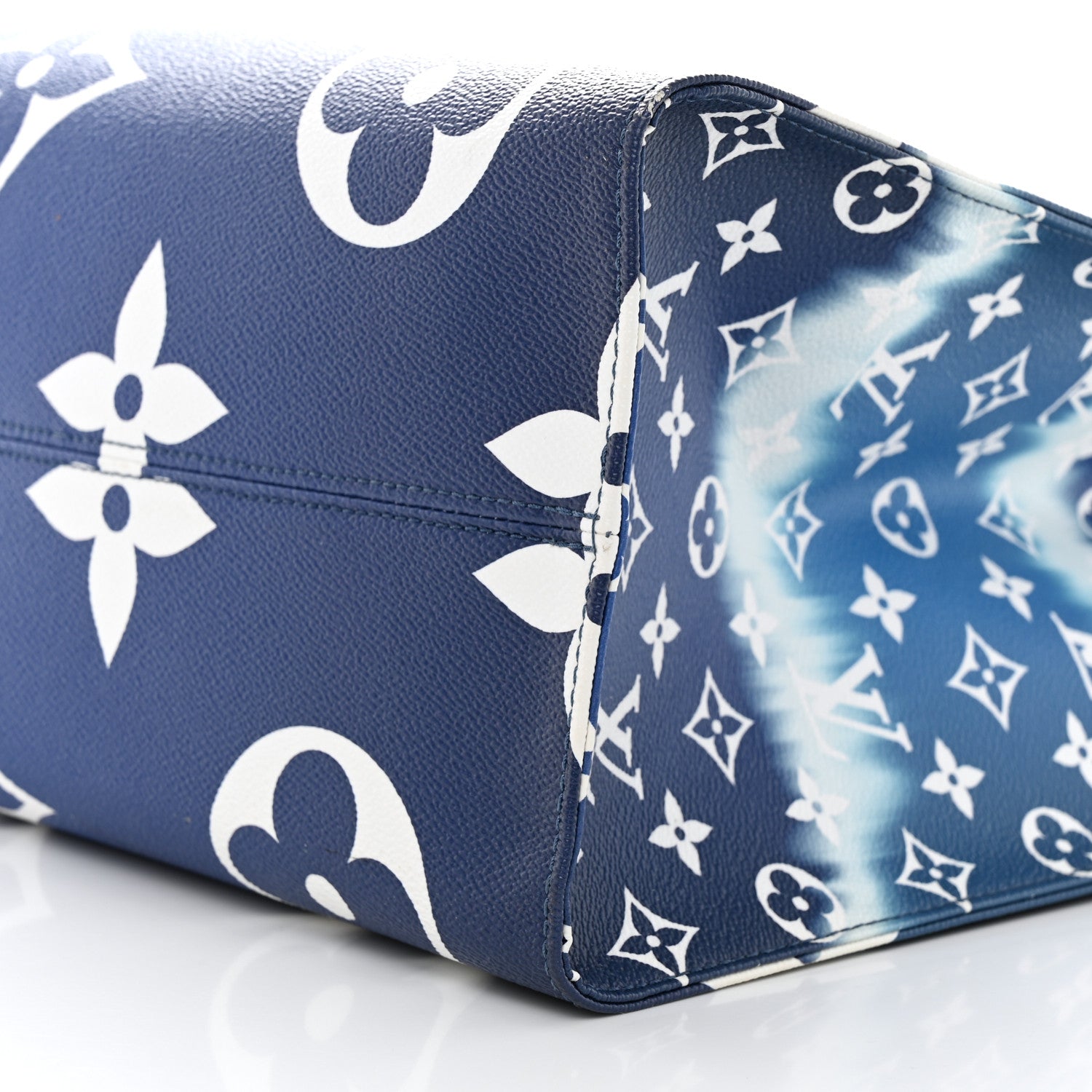 Louis Vuitton Monogram Escale Onthego GM Blue 11 of 11