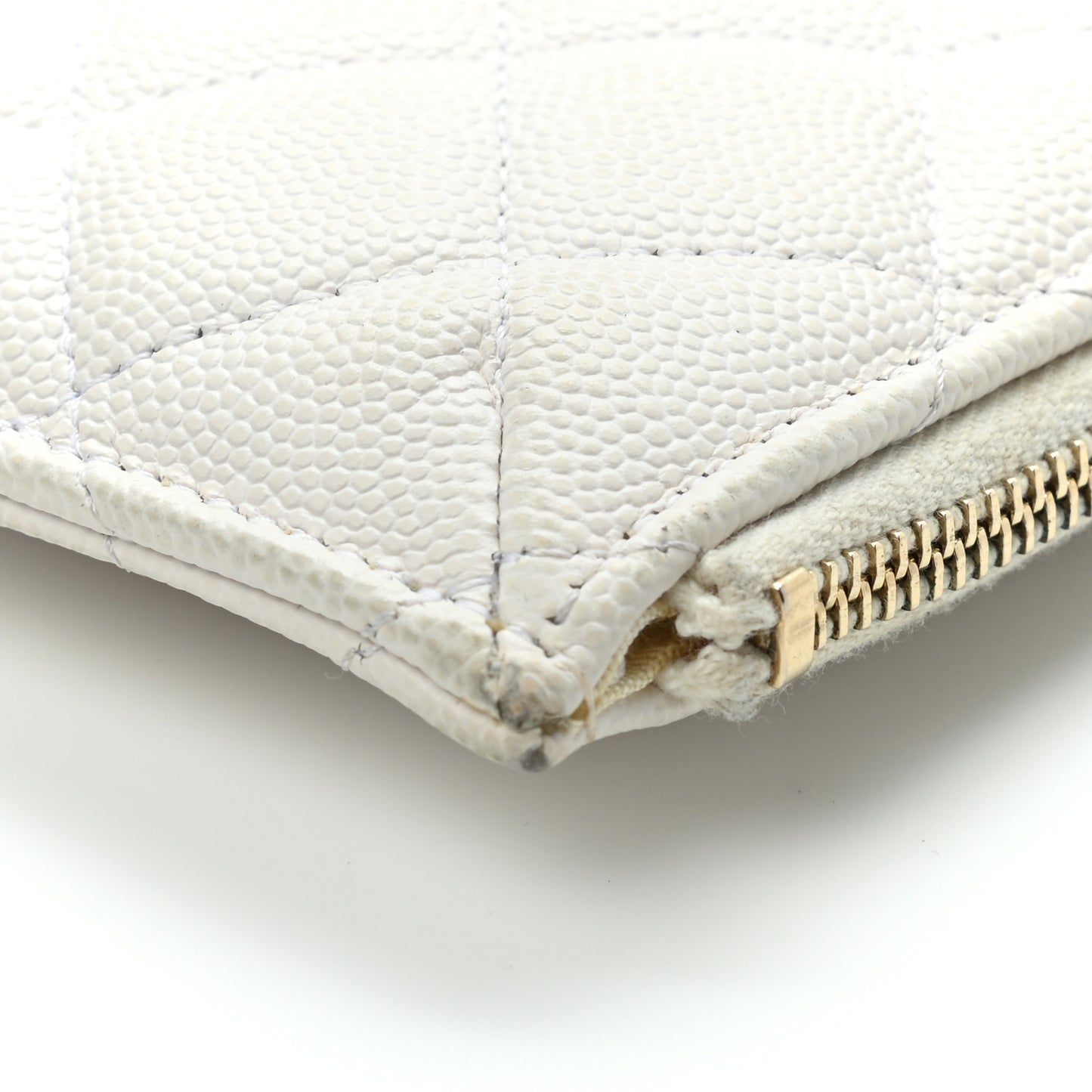 Caviar Quilted Classic Flat Wallet Pouch White
