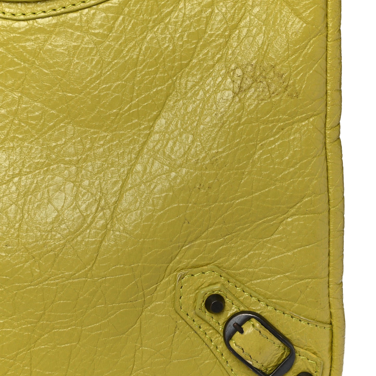Agneau Classic Hardware Flat Crossbody Jaune Poussin