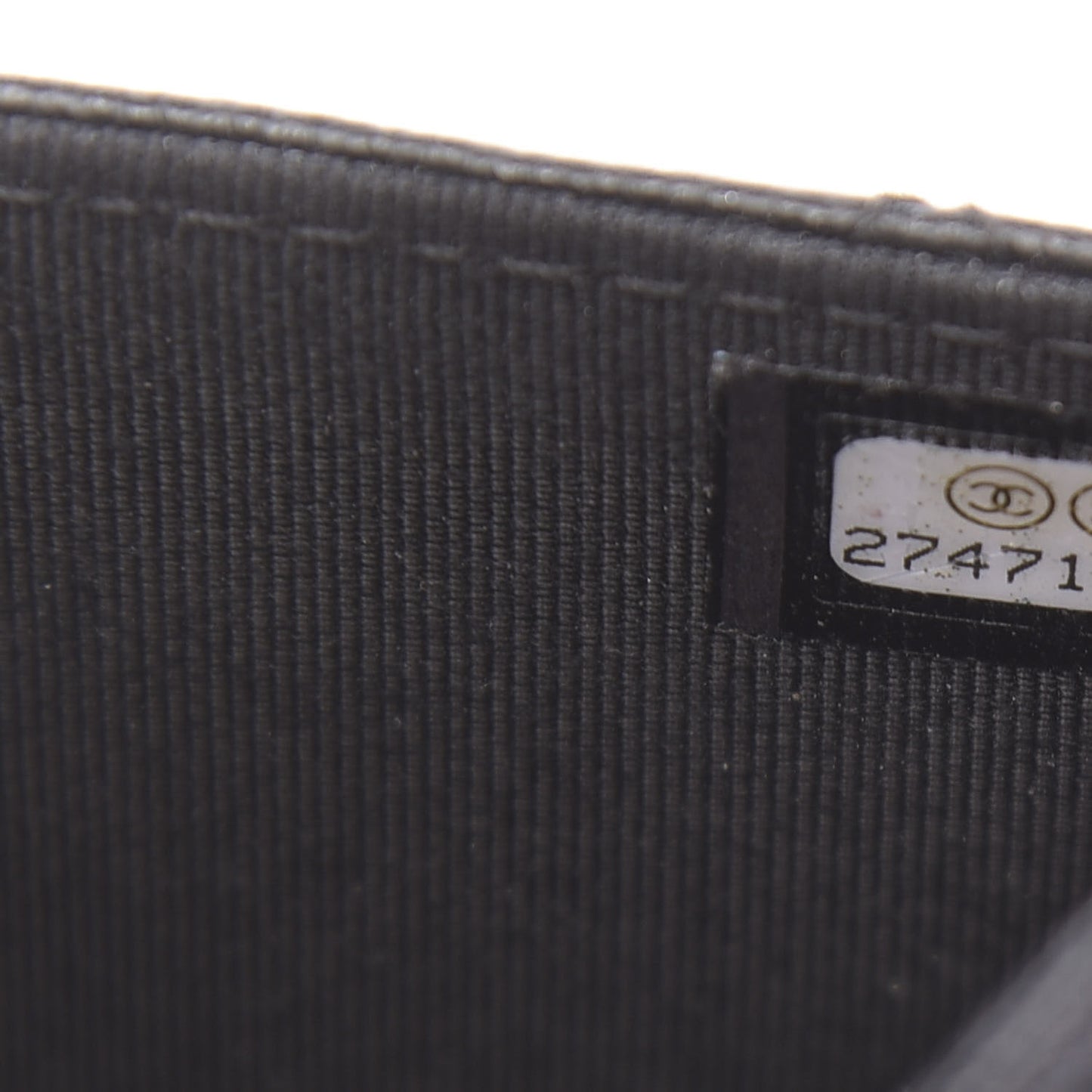 Grained Calfskin Quilted CC Box Wallet On Chain WOC Black
