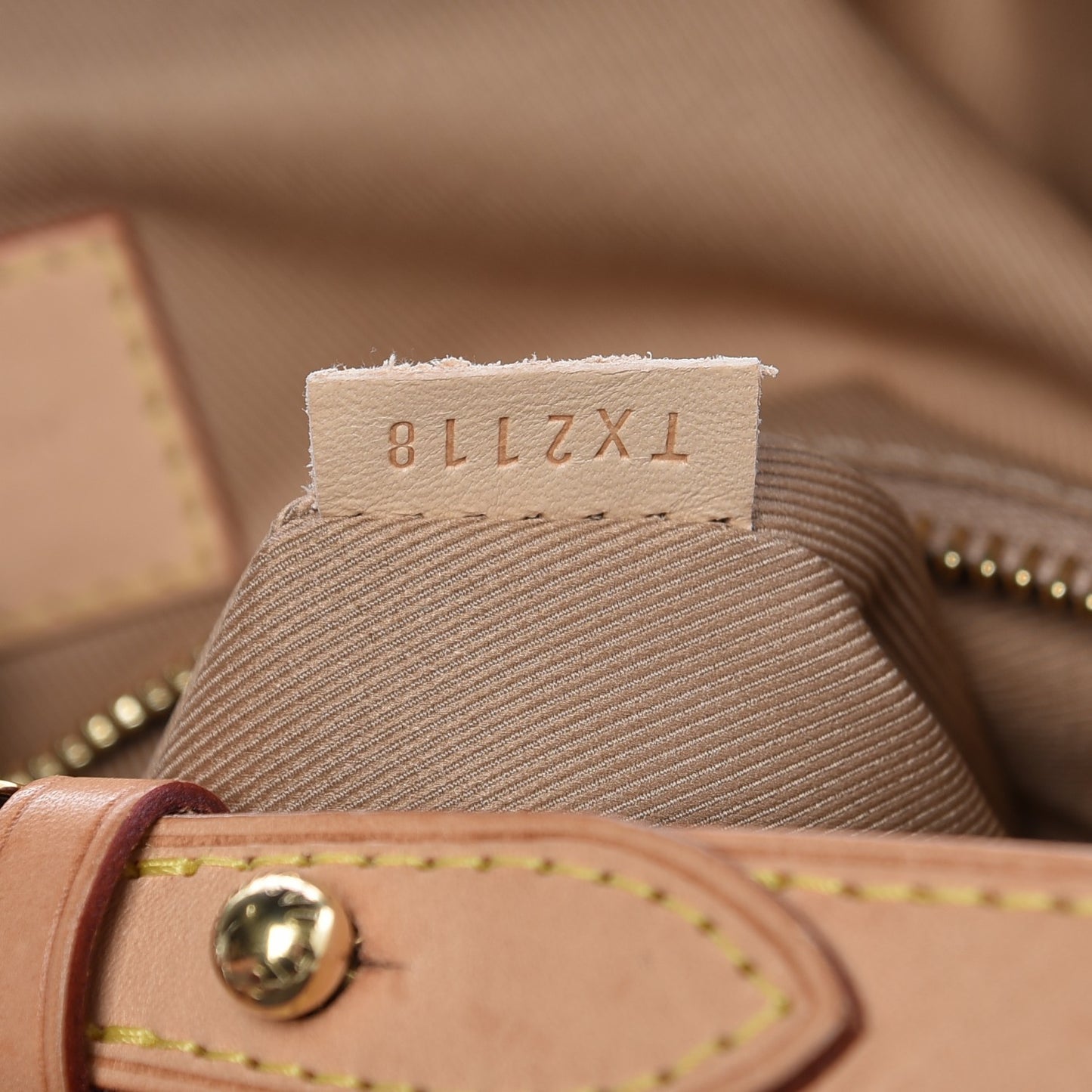 Monogram Graceful MM