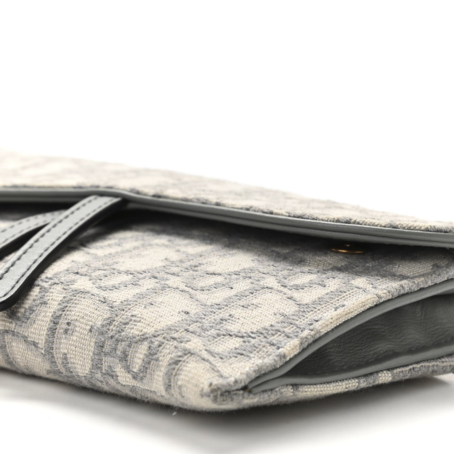 Oblique Saddle Chain Long Wallet Grey