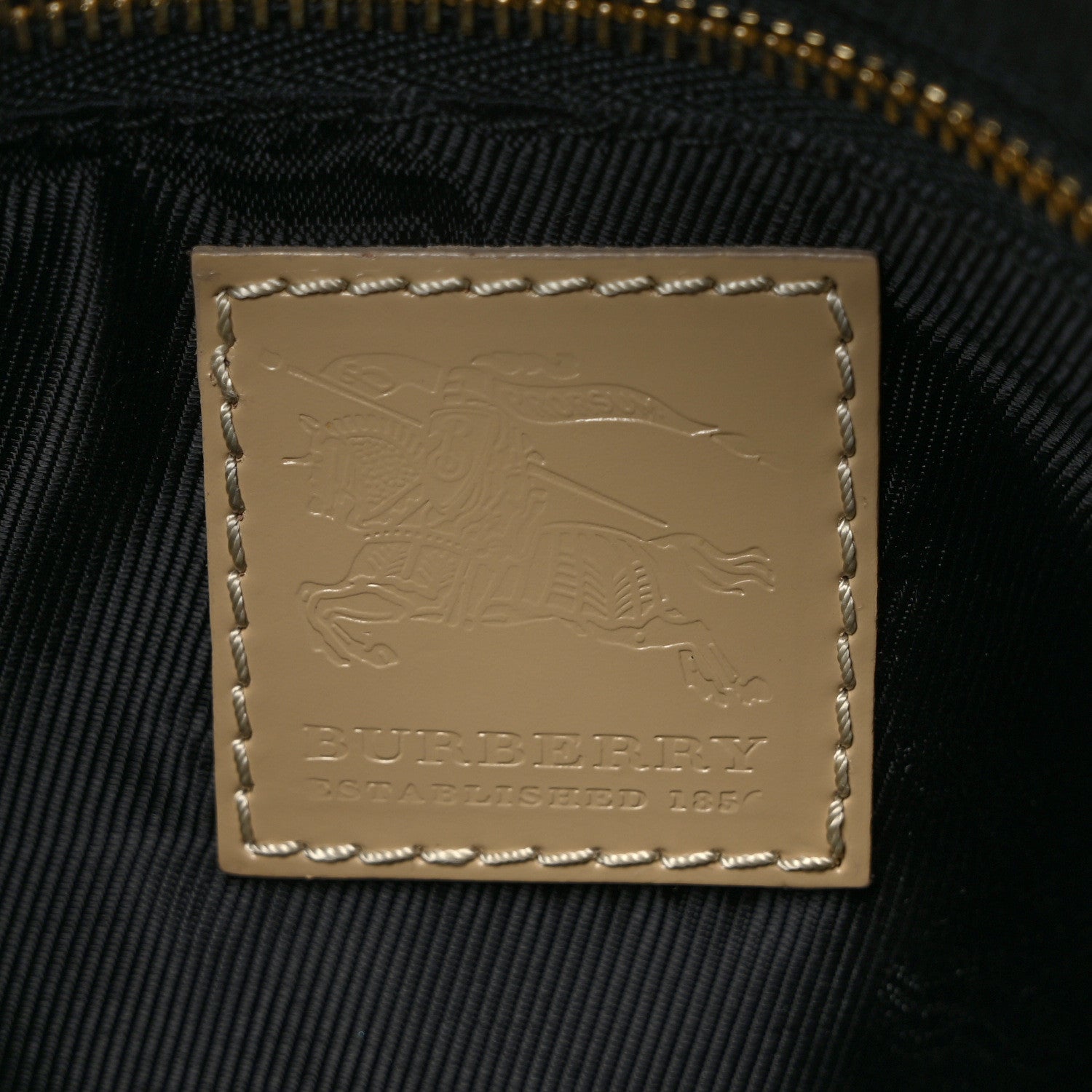 Burberry Patent Nylon Quilted Hoxton Bag Beige 6 of 9