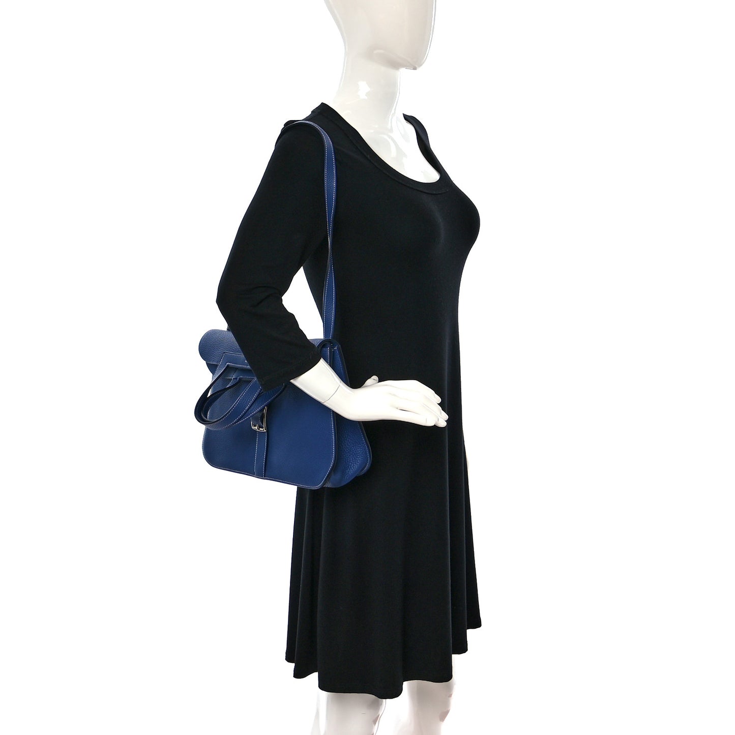 Taurillon Clemence Halzan 31 Bleu Brighton