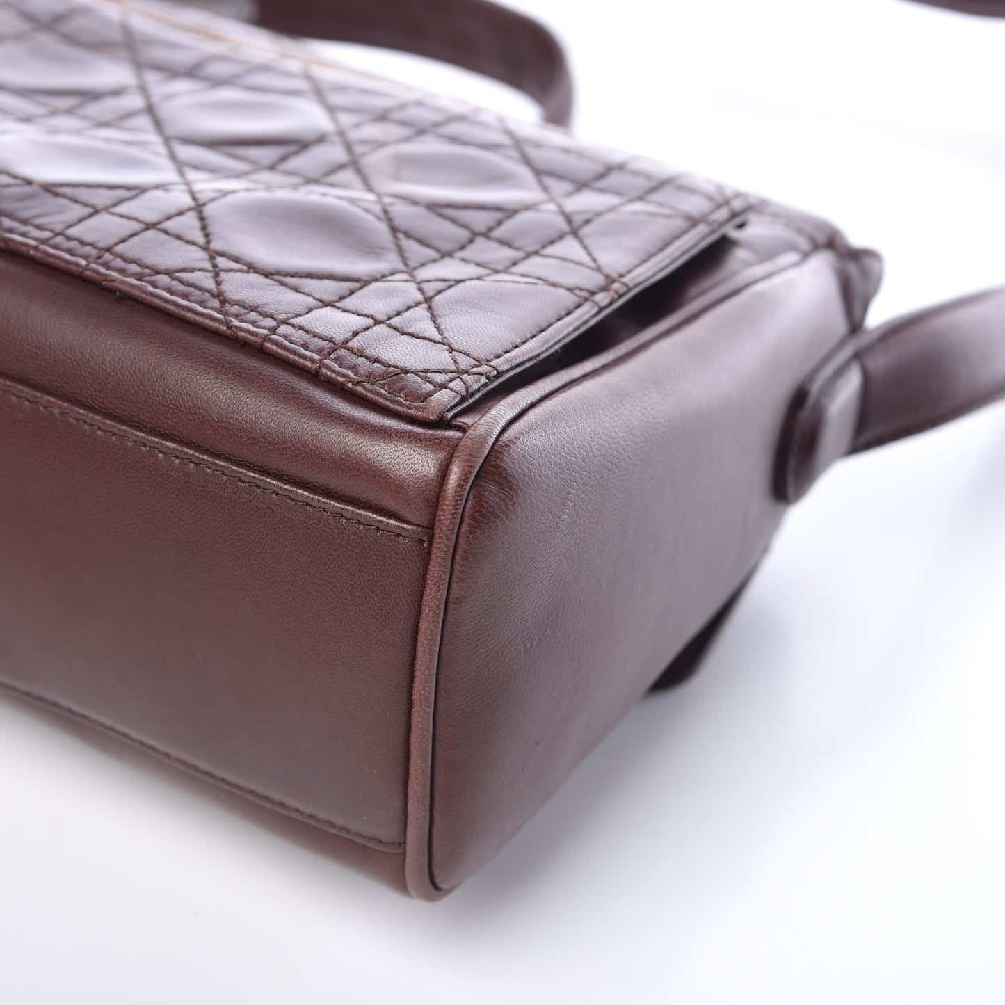 Lambskin Cannage Crossbody Flap Brown