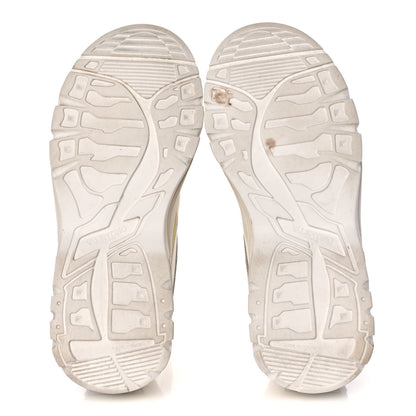 Valentino Garavani Calfskin Womens Gumboy Sneakers 36 White Lime Yellow 5 of 9