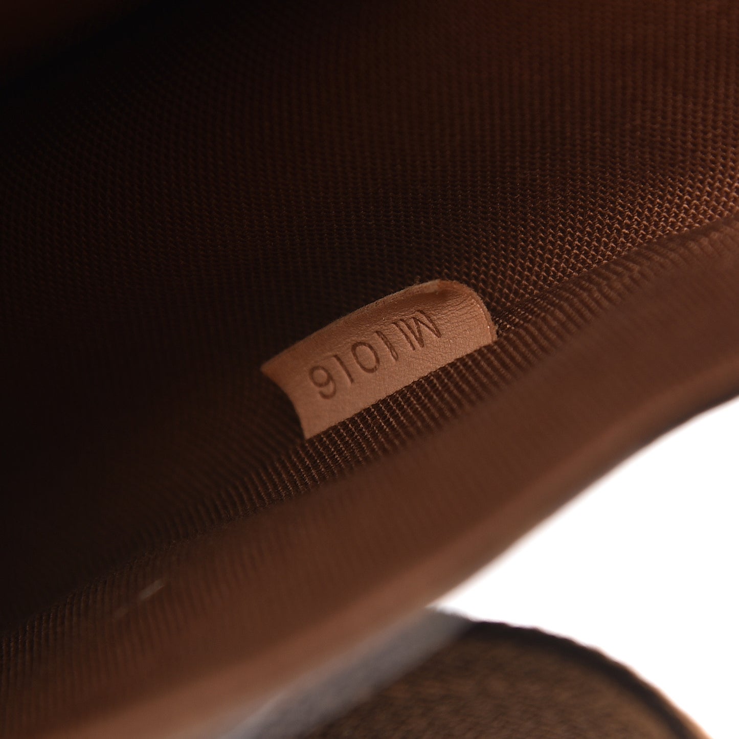 Monogram Bosphore PM Messenger