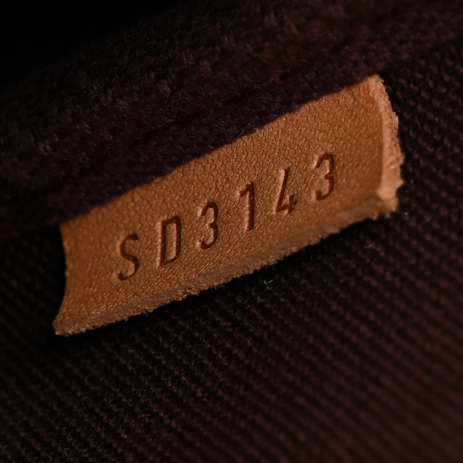 Louis Vuitton Monogram Favorite PM 7 of 11
