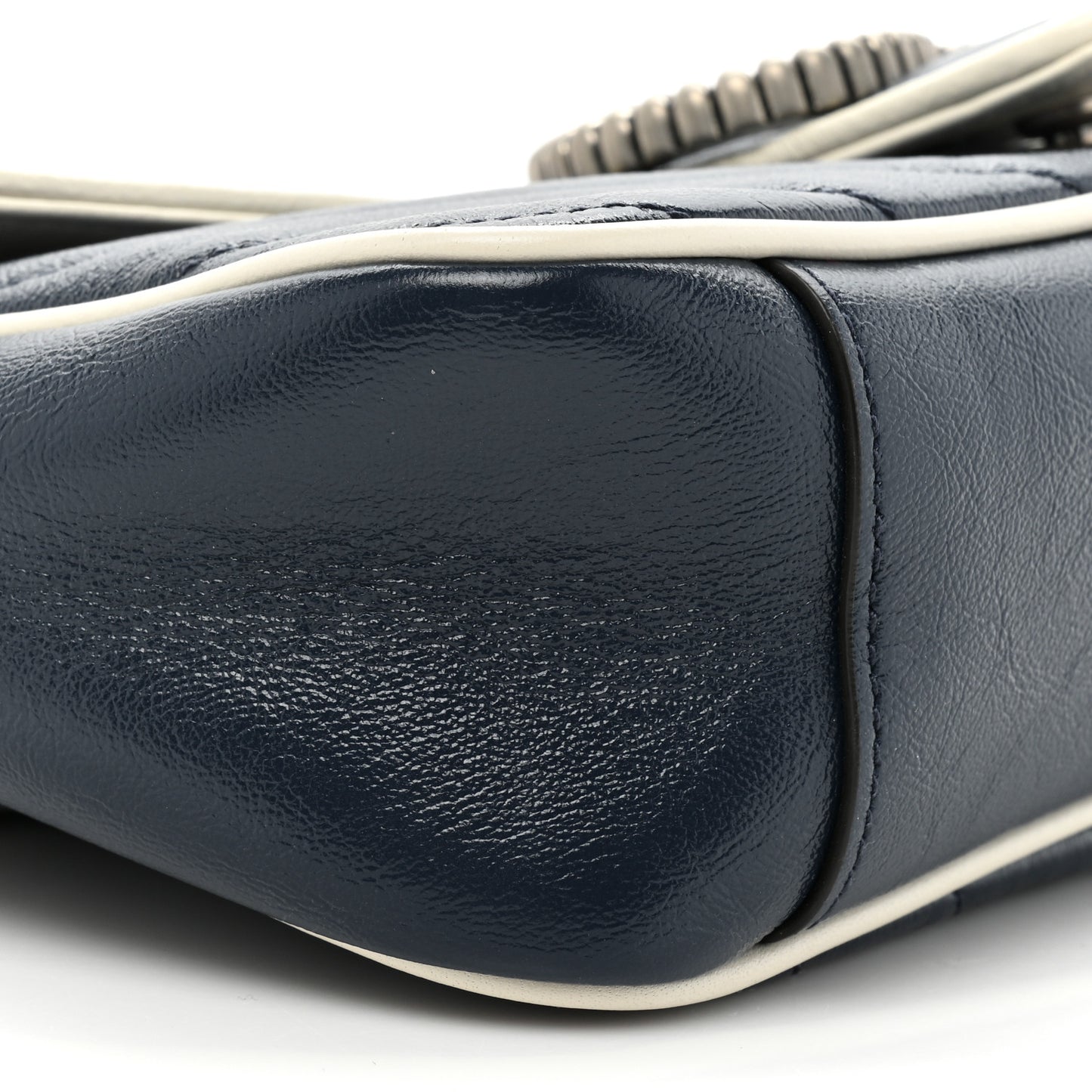 Vintage Effect Calfskin Matelasse Diagonal Small Torchon GG Marmont Shoulder Bag Blue Agata Mystic White