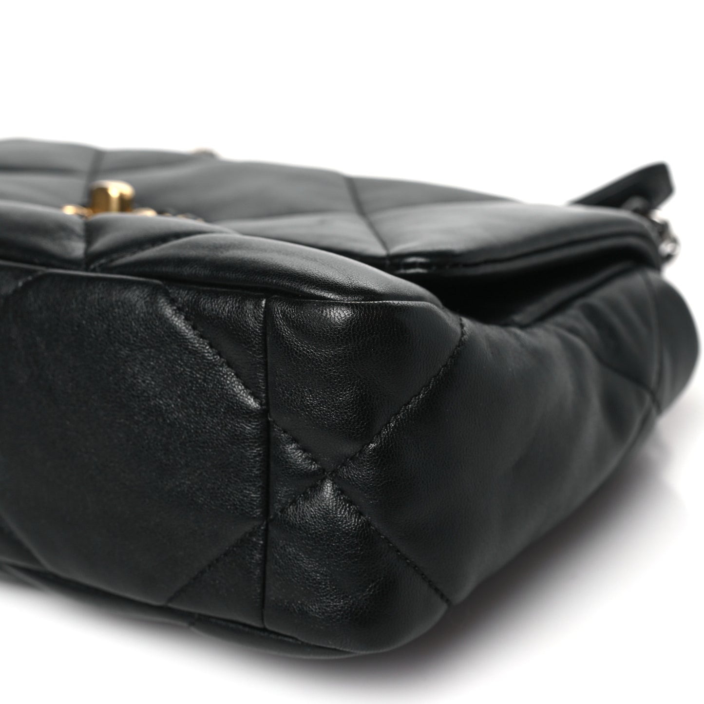 Lambskin Quilted Medium Chanel 19 Flap Black