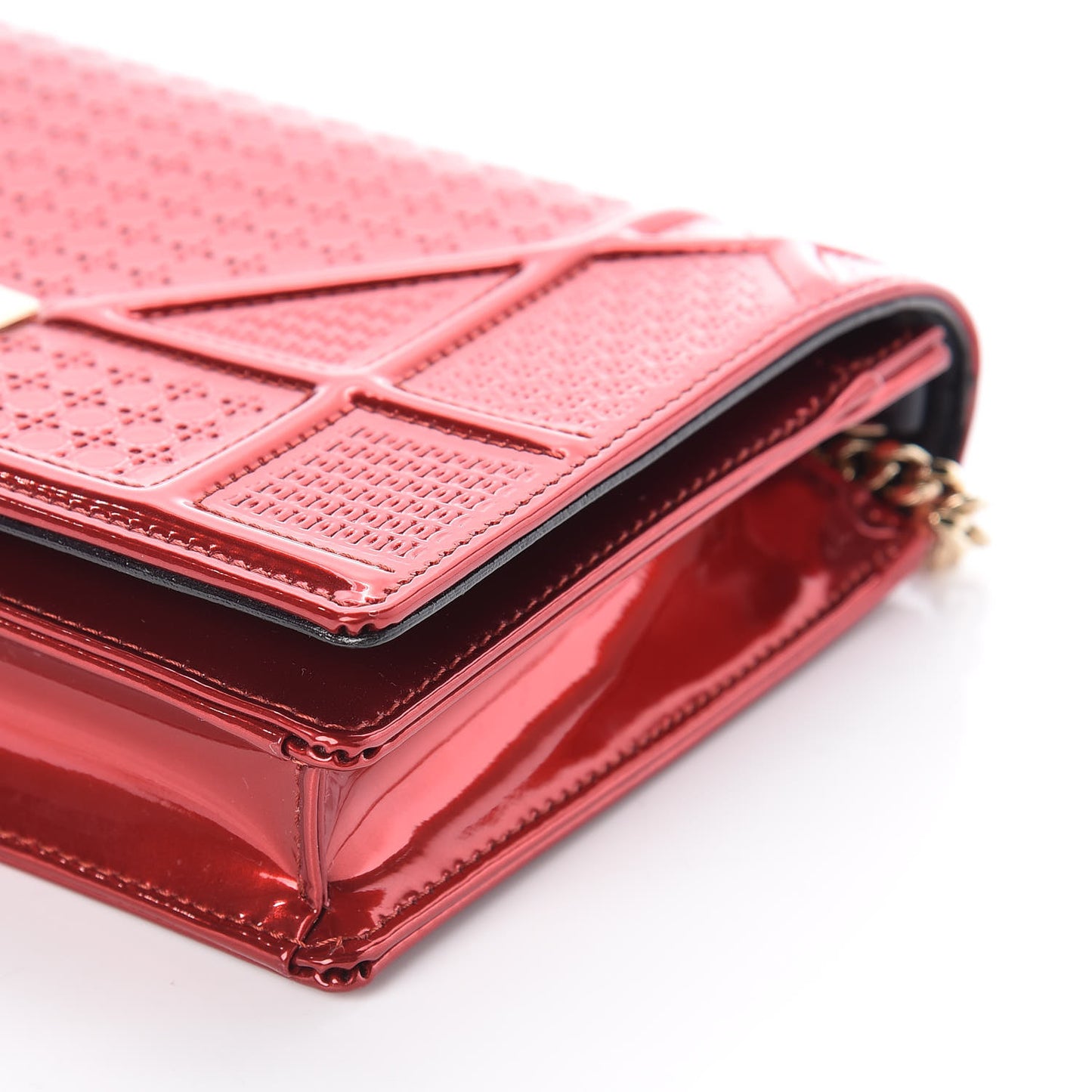 Metallic Patent Micro-Cannage Diorama Wallet on Chain Pouch Red