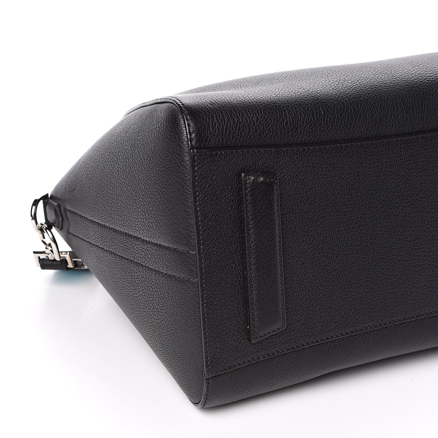 Sugar Goatskin Medium Antigona Black