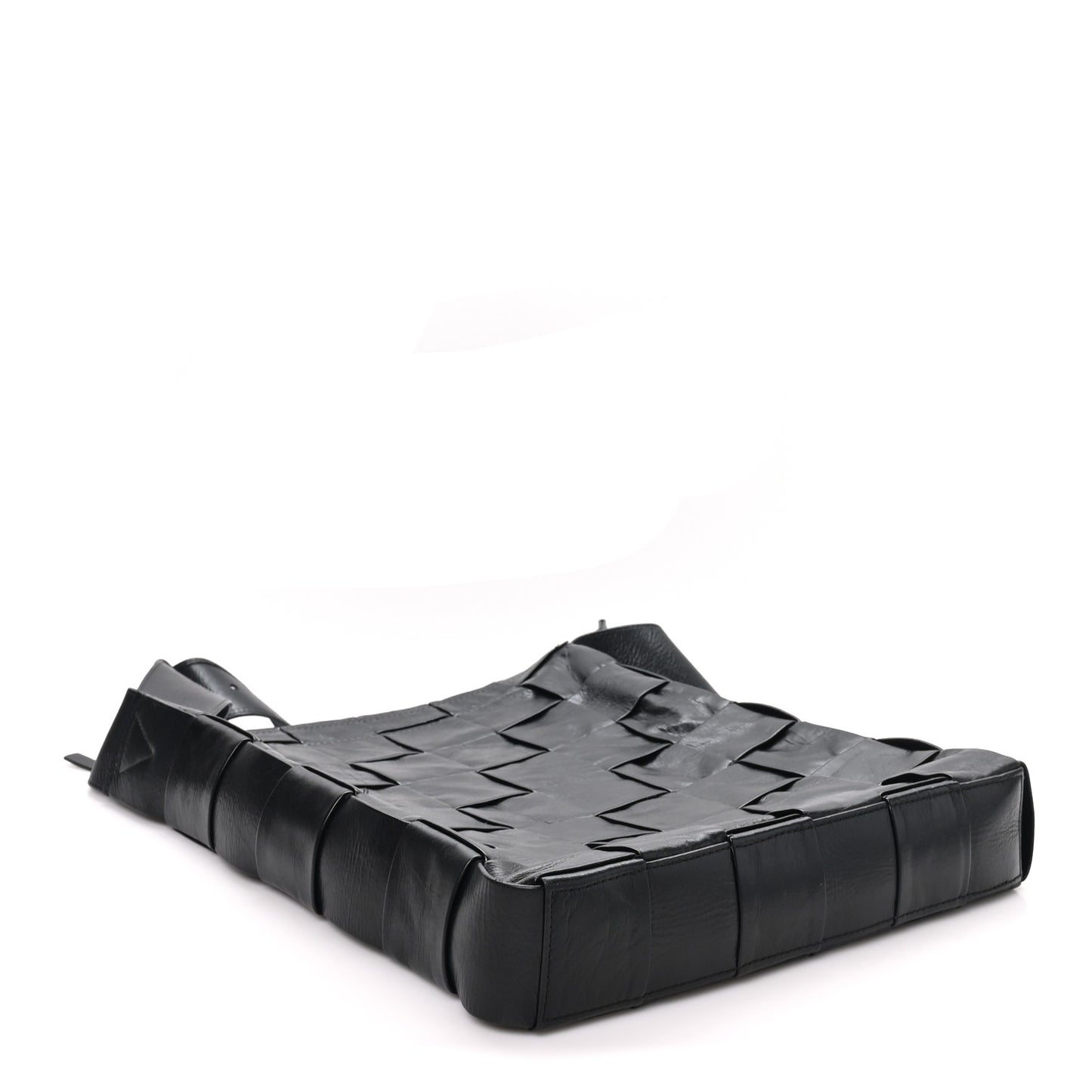 Paper Calfskin Maxi Intrecciato Cassette Messenger Black