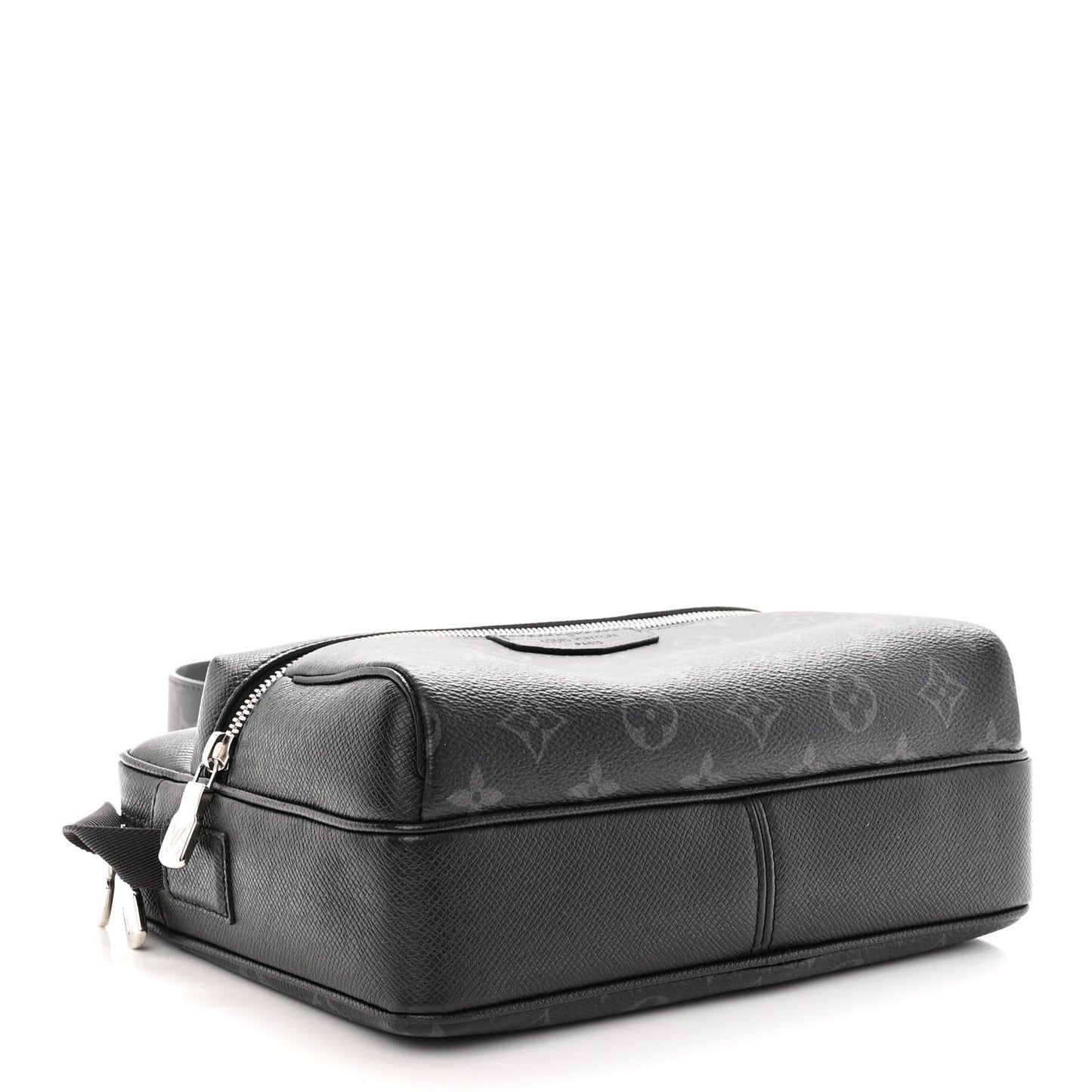 Taiga Monogram Eclipse Outdoor Messenger Black