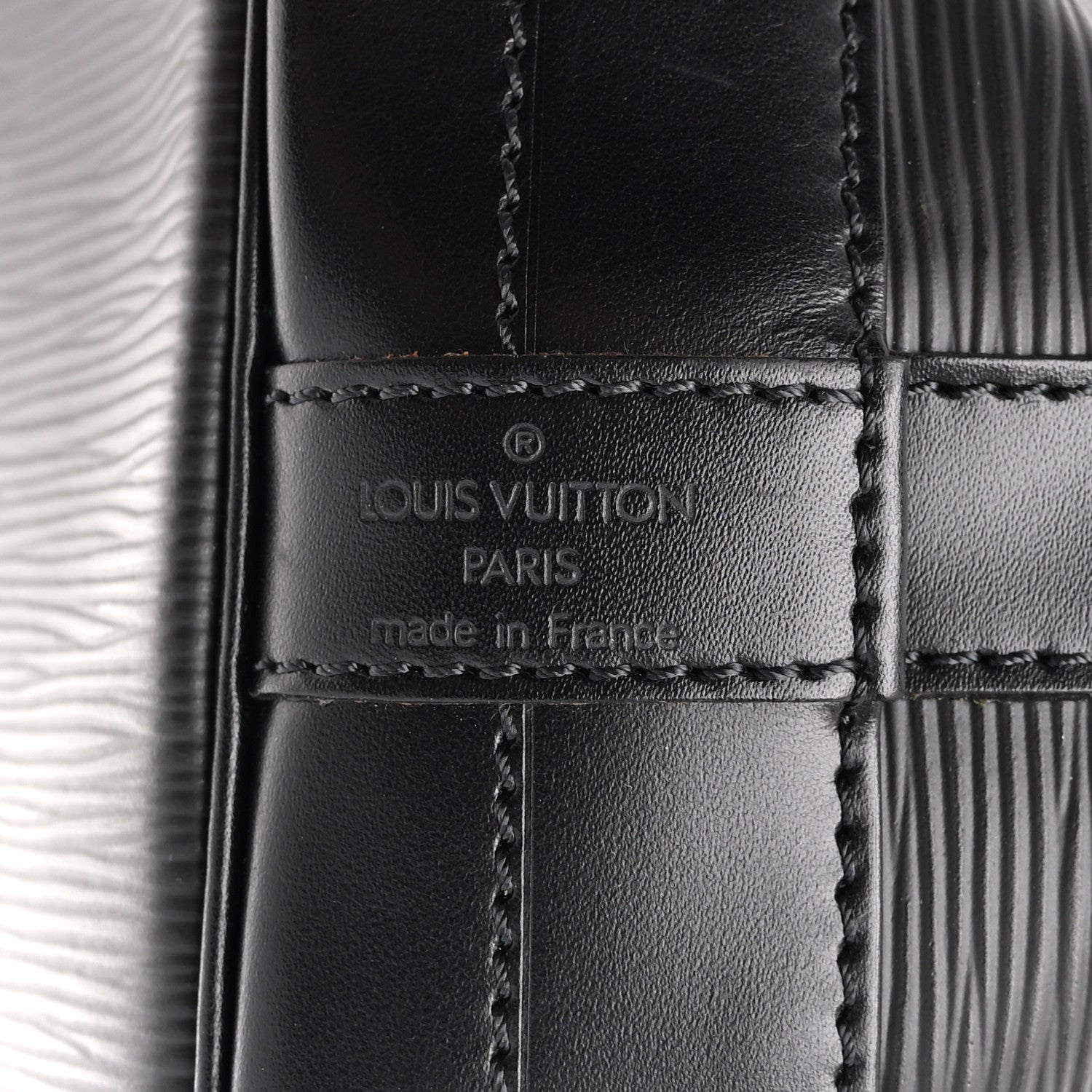 Louis Vuitton Epi Noe Black 11 of 19