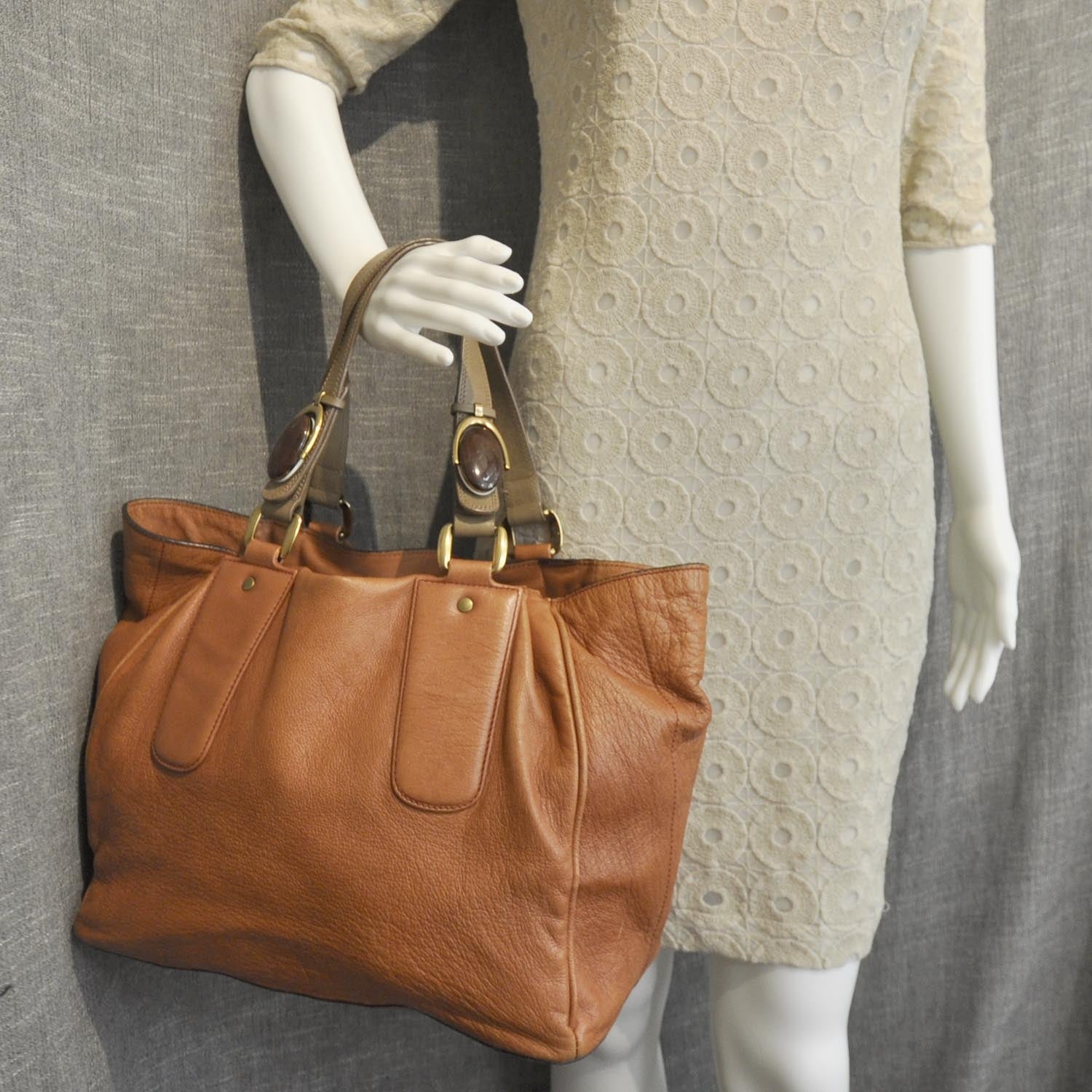 Chloe Buffalo Astoria Shopper Tote Caramel 3 of 9