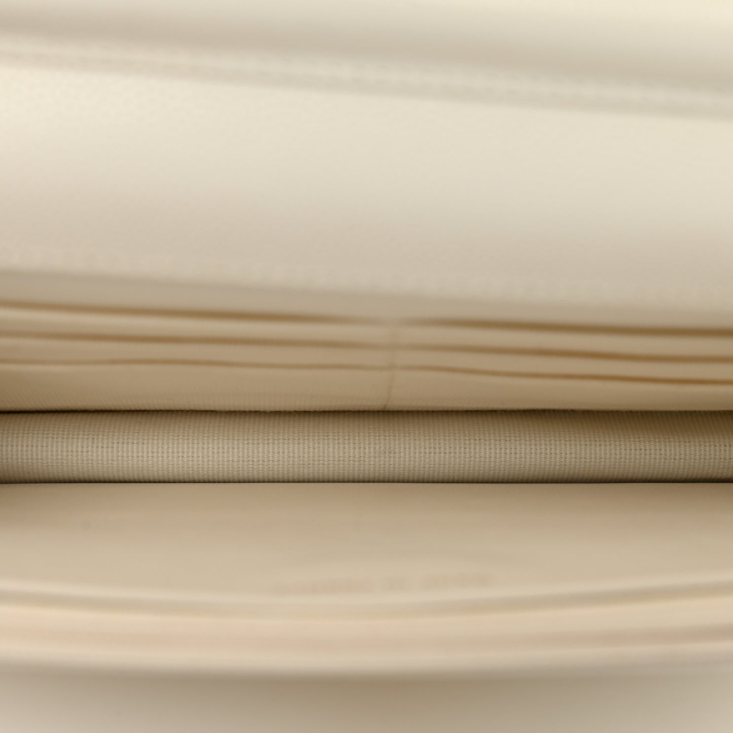 Caviar Quilted Enamel Coco Casino Wallet On Chain WOC White