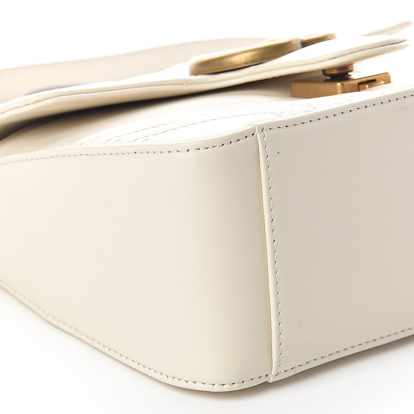 Calfskin Matelasse Mini GG Marmont Top Handle Shoulder Bag White
