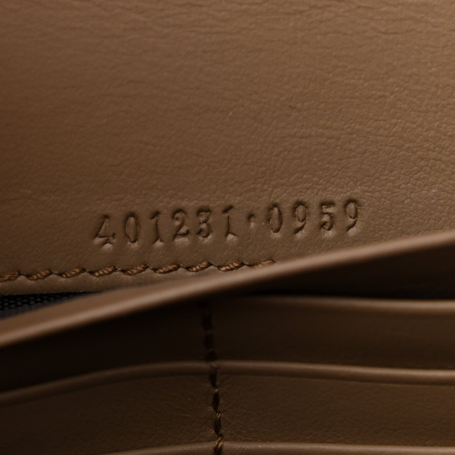 Gucci GG Supreme Monogram Mini Dionysus Chain Wallet Beige Taupe 7 of 10