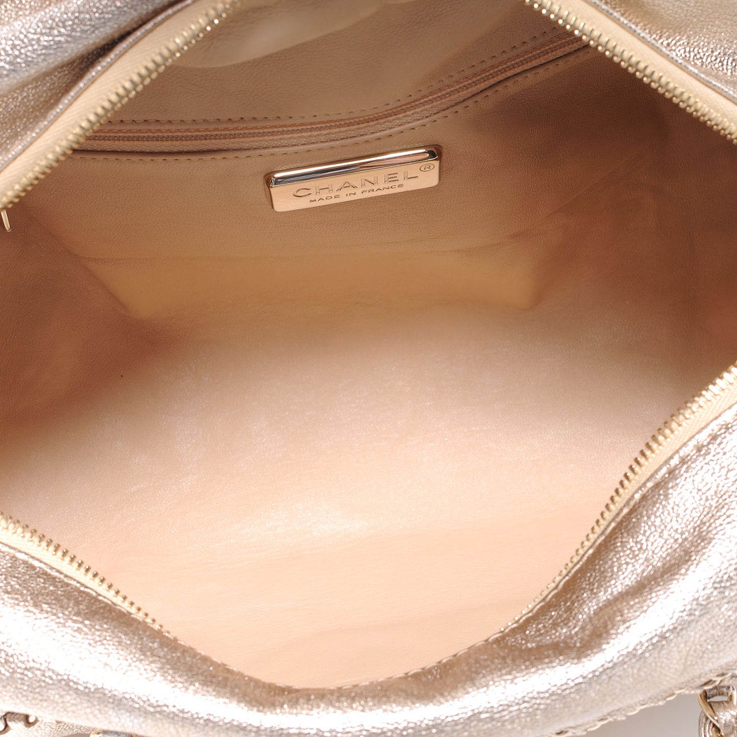 Luxe Ligne Medium Bowler Tote Metallic Gold