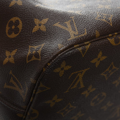 Louis Vuitton Monogram Neverfull MM 14 of 16