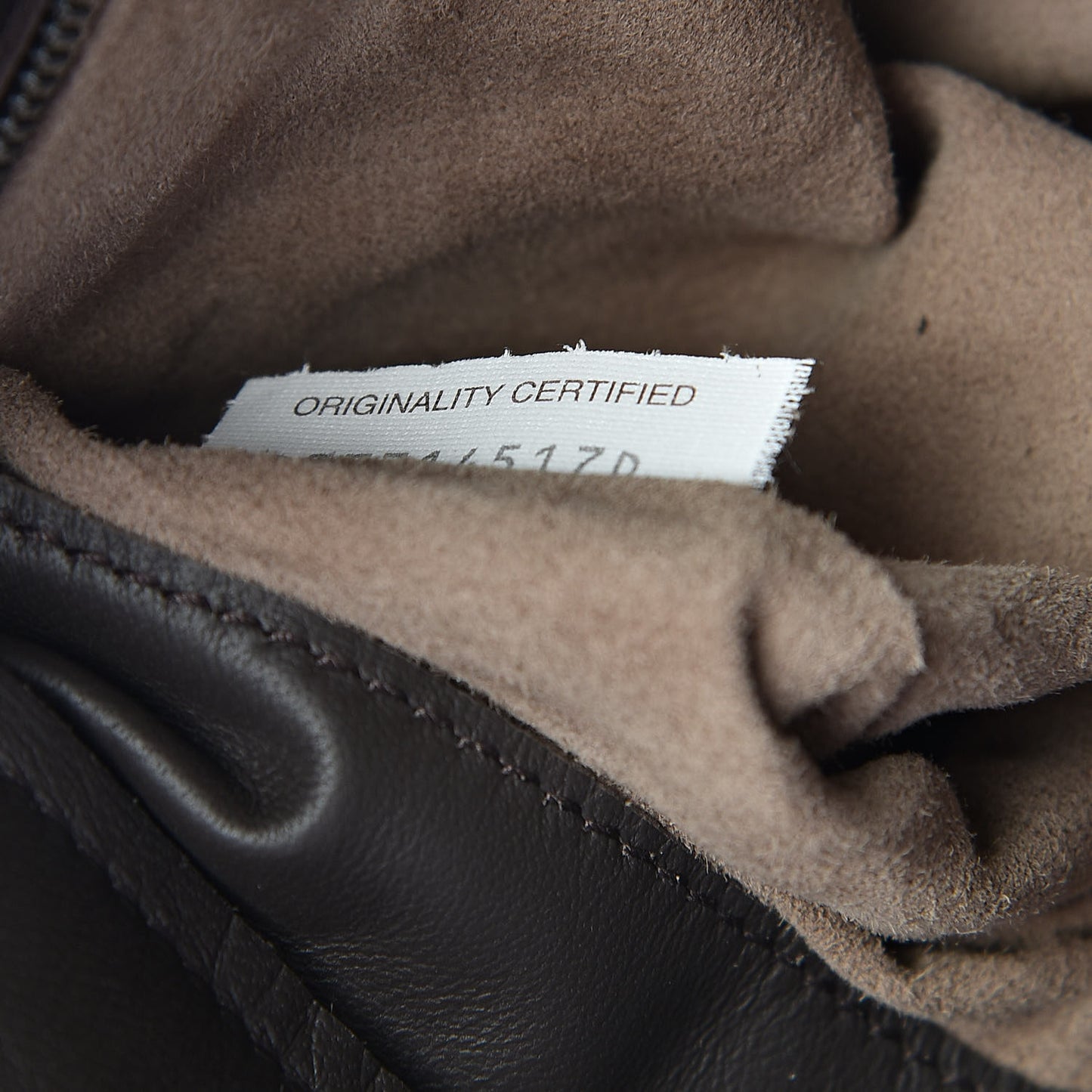 Nappa Intrecciato Small Loop Quetsche