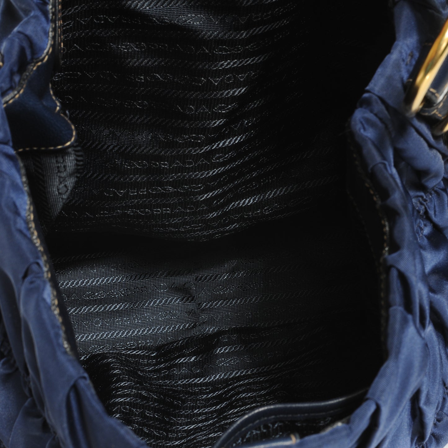 Tessuto Nylon Gaufre Shoulder Bag Baltico