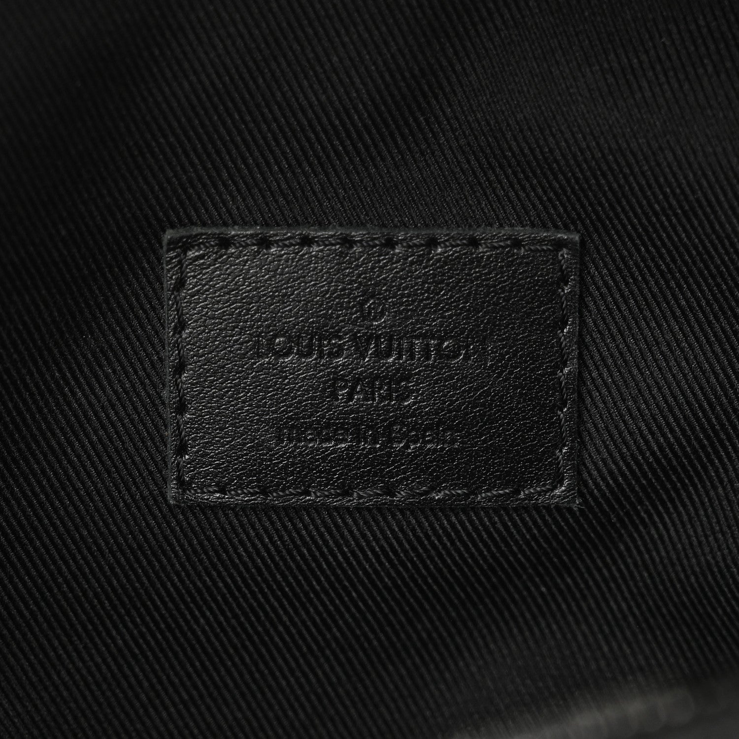 Louis Vuitton Calfskin Monogram Shadow Discovery Bumbag Black 6 of 9