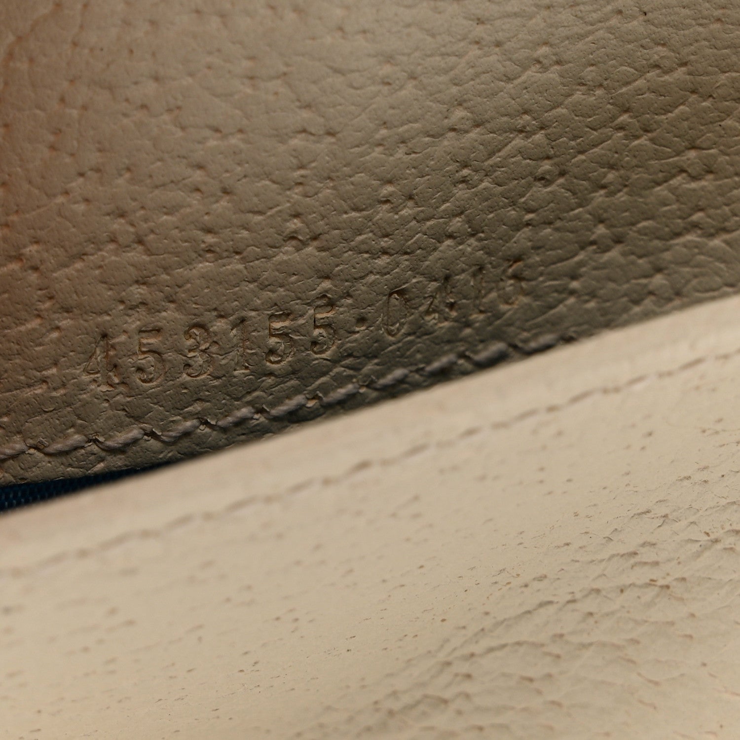 Gucci Calfskin Bee Star Print Padlock Wallet White 6 of 6