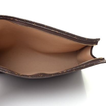 Louis Vuitton Monogram Toiletry Pouch 26 5 of 9